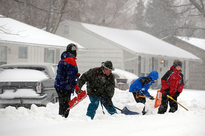 На США обрушился самый мощный снегопад за столетие