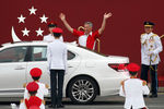 Премьер-министр Сингапура Ли Сянь Лун прибывает на торжества по случаю Дня независимости