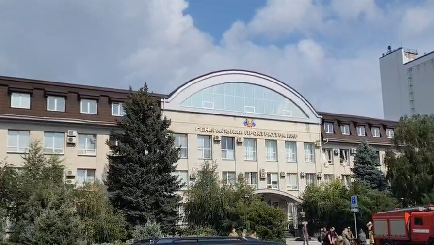 ТАСС: в результате взрыва в здании Генпрокуратуры ЛНР есть пострадавшие