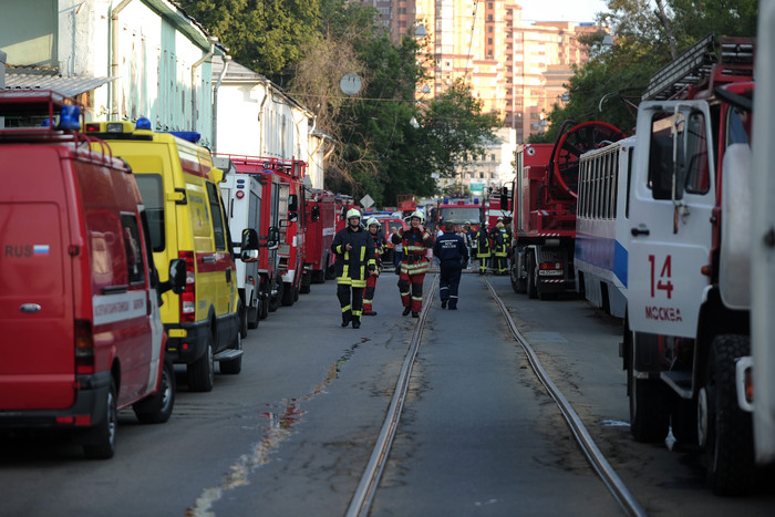 Пожар начался в&nbsp;пятницу в&nbsp;седьмом часу вечера недалеко от станции метро «Бауманская»