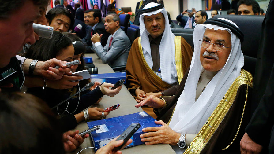 Министр нефти Саудовской Аравии Али аль-Наими во время министерской встречи ОПЕК в Вене