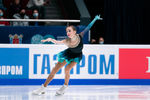 Валерия Шульская выступает в короткой программе на чемпионате России — 2022