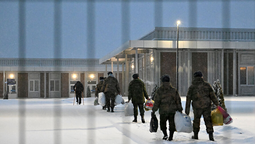МО РФ: освобожденных из украинского плена доставят в Москву на реабилитацию