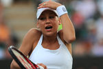 В 2003 году Анна Курникова получила серьезную травму спины и приняла решение уйти из тенниса. На тот момент спортсменке было всего 22 года. 