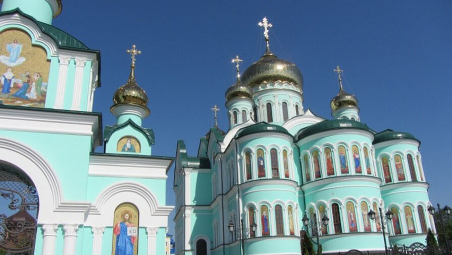 Монастырь канонической УПЦ с начала конфликта на Украине принял пять тысяч беженцев
