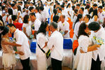 Массовая свадьба состоялась в преддверии Дня святого Валентина на Филиппинах. Клятвы верности произнесли около 350 пар. Церемония прошла под патронажем мэрии Манилы