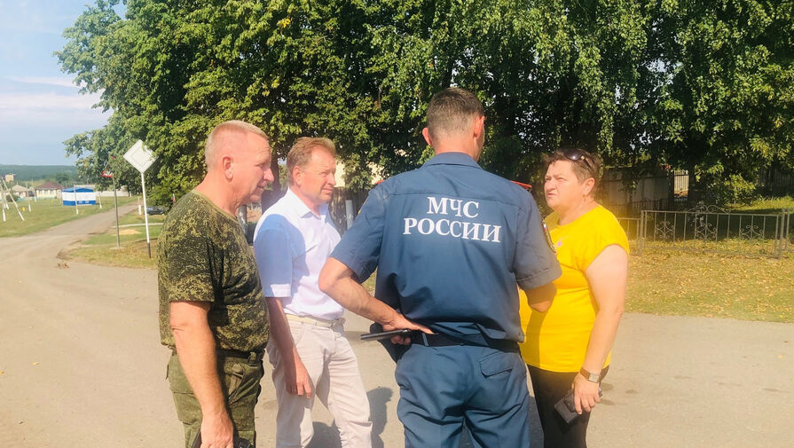 В Белгородской области эвакуировали 89 человек из-за пожара на складе с боеприпасами