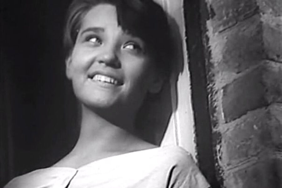 Актриса Светлана Светличная в&nbsp;фильме &laquo;Колыбельная&raquo; 1959&nbsp;год