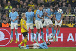 Игровой момент в матче 5-го тура группового этапа Лиги чемпионов УЕФА между дортмундской «Боруссией» и «Манчестер Сити», 25 октября 2022 года