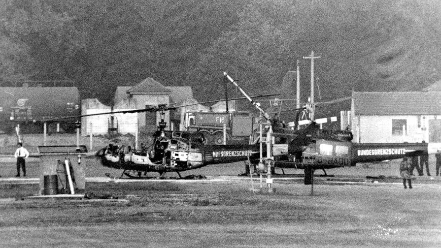 Сгоревший вертолет на&nbsp;авиабазе Фюрстенфельдбрук около&nbsp;Мюнхена, 6&nbsp;сентября 1972&nbsp;года