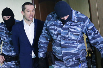 Бывший замглавы ГУЭБиПК МВД России полковник Дмитрий Захарченко в Пресненском суде Москвы, ноябрь 2016 года