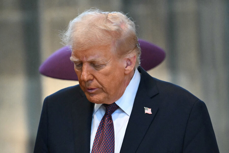 Президент США Дональд Трамп и первая леди США Мелания Трамп в&nbsp;часовне Святого Георгия в&nbsp;Виндзорском замке, 17&nbsp;сентября 2025&nbsp;года
