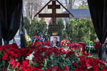 Могила лидера ЛДПР Владимира Жириновского на Новодевичьем кладбище в Москве, 8 апреля 2022 года