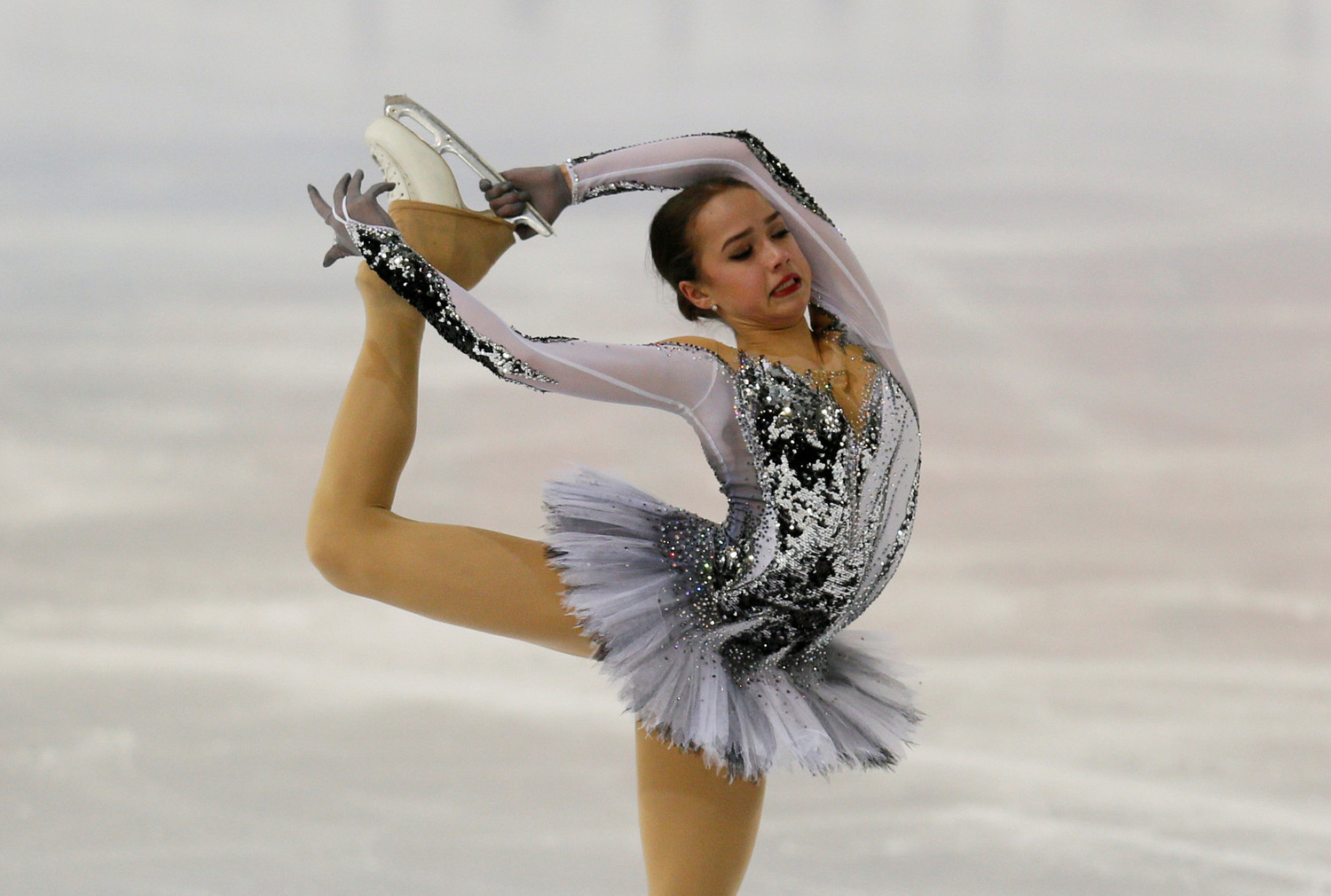 Российская фигуристка Загитова стала второй в короткой программе финала  Гран-при - Газета.Ru