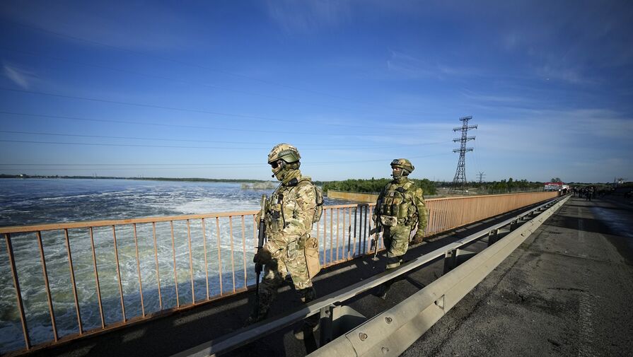 ТАСС: плотина Каховской ГЭС разрушилась из-за повреждений