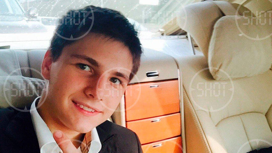 Сын бизнесмена из списка Forbes Владимира Лещикова попал в ДТП в центре Москвы