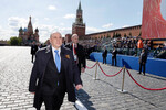 Председатель правительства РФ Михаил Мишустин перед началом парада в Москве, посвященного 78-й годовщине Победы в Великой Отечественной войне, 9 мая 2023 года