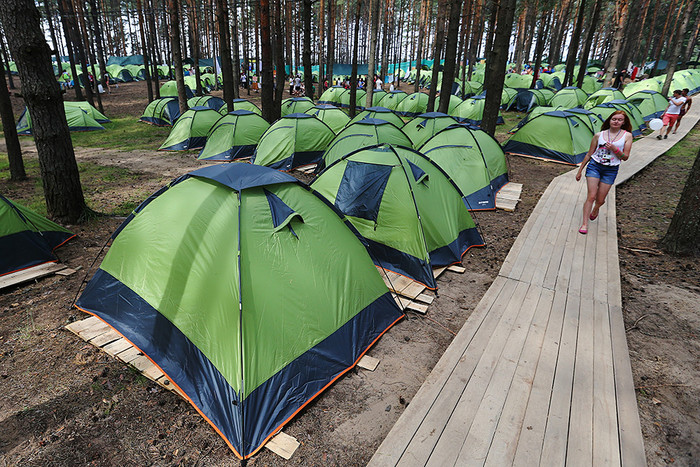 Палатки участников 10-го Всероссийского молодежного форума «Селигер-2014»