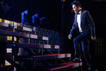 Филиппинский режиссер Брийанте Мендоса на церемонии открытия Международного фестиваля неигрового кино «Послание к человеку» на Дворцовой площади