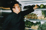 Ким Чен Ир в магазине в Пхеньяне, 1983 год