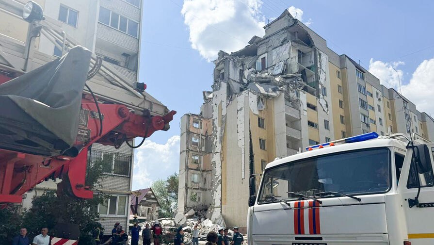 Взрыв газа на 9-м этаже: в Саратове разбирают обломки и ищут выживших