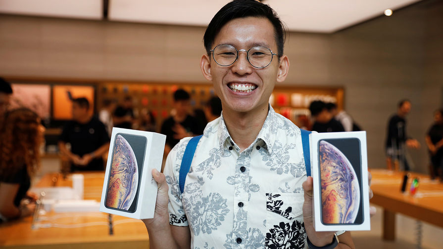 Старт продаж новых iPhone в Сингапуре, 21 сентября 2018 года