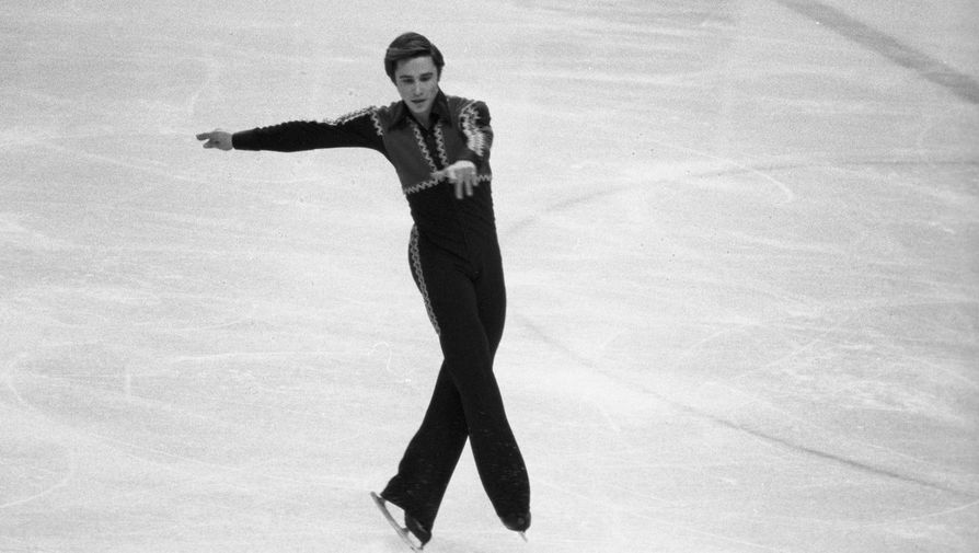 Серебряный призер Олимпиады 1976 года в одиночном катании, мастер спорта международного класса, чемпион Европы 1975 года, фигурист Владимир Ковалев