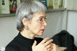 Анна Политковская в редакции «Новой газеты», 2002 год