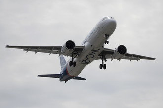 Первый полет нового российского пассажирского самолета МС-21, 27 мая 2017 года
