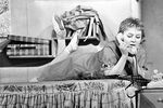 Татьяна Карпова в сцена из спектакля «Поворот ключа», 1964 год