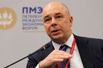 Министр финансов России Антон Силуанов во время Петербургского международного экономического форума (ПМЭФ) в Санкт-Петербурге, 6 июня 2019 года