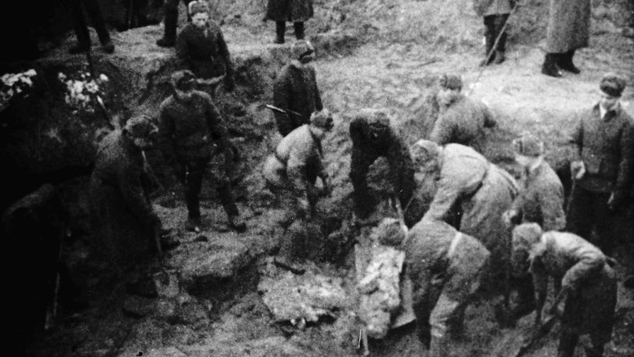 Эксгумация могил в Катыни, 1943 год