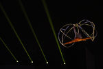 Сцена из спектакля «Эволюция огня» на церемонии открытия третьего Московского международного фестиваля «Круг Света» в СК «Лужники»