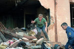 Спасательные работы на месте террористического взрыва жилого дома на улице Гурьянова в Москве, 9 сентября 1999 года