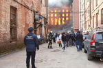 Пожар в здании «Невской мануфактуры» на Октябрьской набережной в Санкт-Петербурге, 12 апреля 2021 года