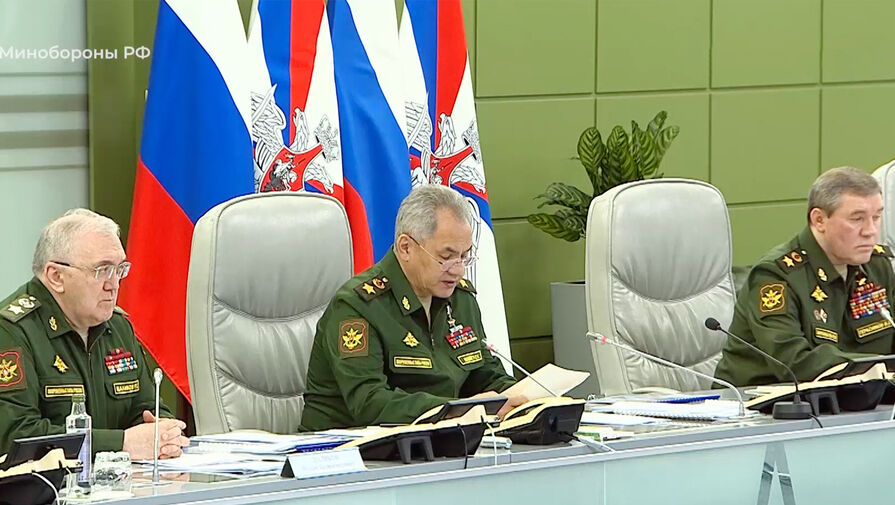 Шойгу заявил о повышении зарплат военных на 4%
