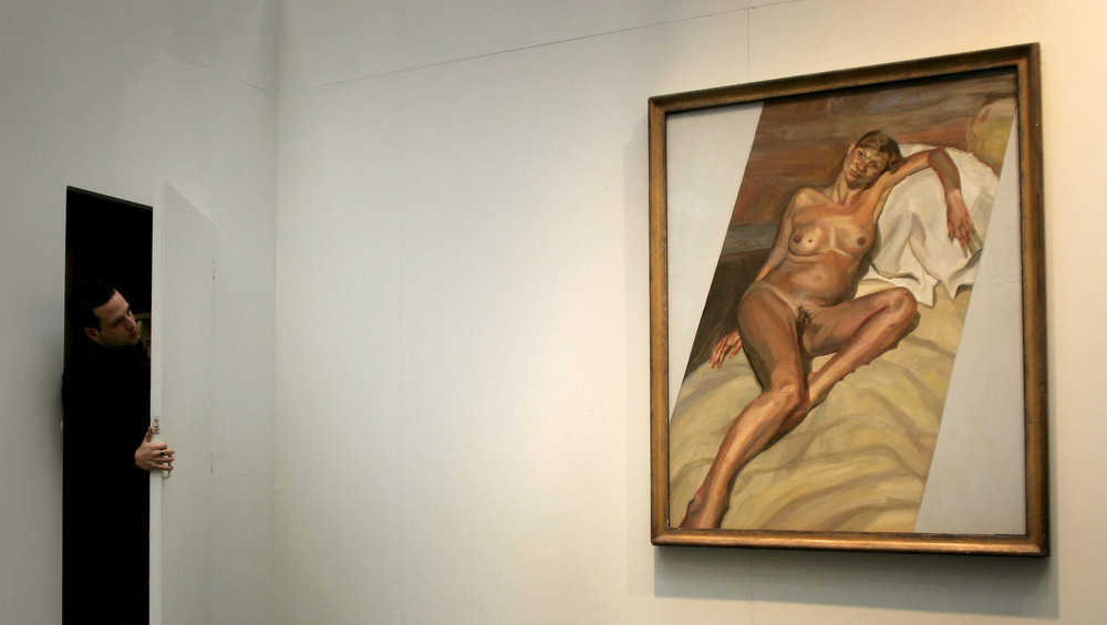 Портрет Кейт Мосс («Naked Portrait») кисти Люсьена Фрейда на предаукционной выставке Christie's