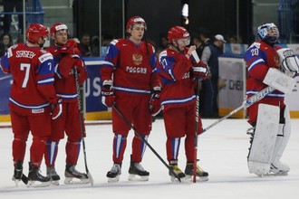 Игроки сборной России после матча 31 декабря с Канадой