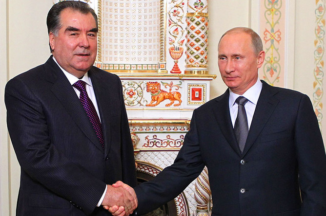 Рахмон пообещал Путину ратифицировать соглашение о российской военной базе в Таджикистане