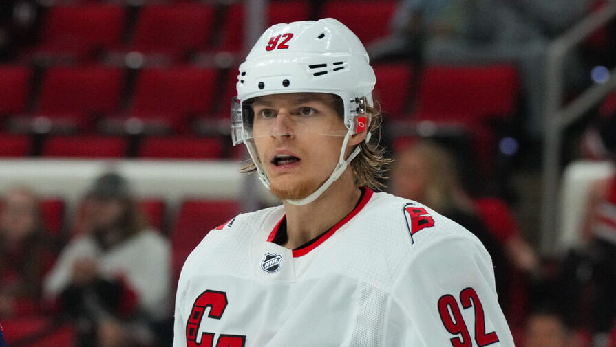 Российский хоккеист забросил дебютную шайбу в НХЛ