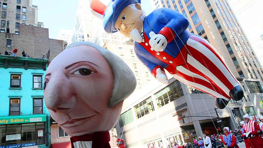 Воздушные шары на параде в честь Дня благодарения в Нью-Йорке, ноябрь 2011 года