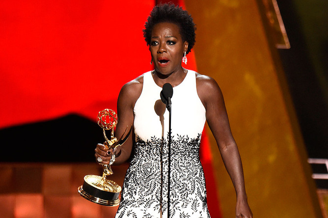 Виола Дэвис на церемонии Emmy Awards 2015