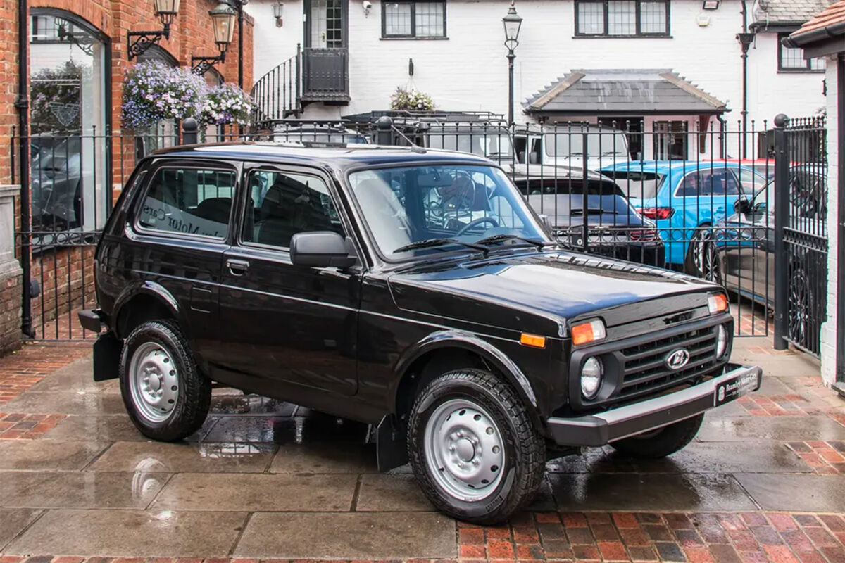 В Великобритании выставили на продажу Lada Niva без пробега - Газета.Ru |  Новости