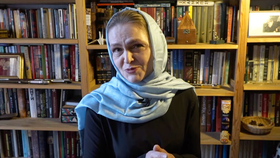 "Дружит с террористами": в Москве задержали принявшую ислам 65-летнюю журналистку Кеворкову