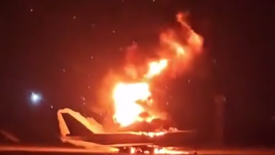 В Тегеране подвергся ударам международный аэропорт