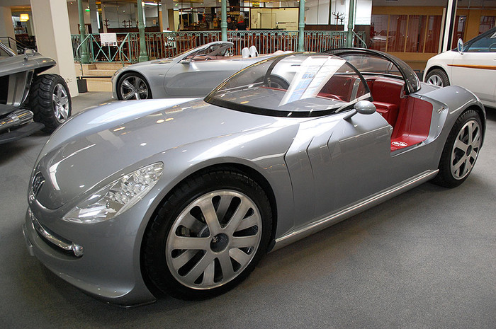 Peugeot 607 Feline Concept