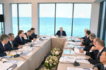 Президент РФ Владимир Путин проводит совещание по вопросам экологического развития Байкальской природной территории в поселке Танхой 