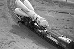 Подготовка к совместному советско-американскому космическому полету по программе «Союз» – «Аполлон». На снимке: вывоз ракеты-носителя с космическим кораблем «Союз» на стартовую площадку, 1975 год