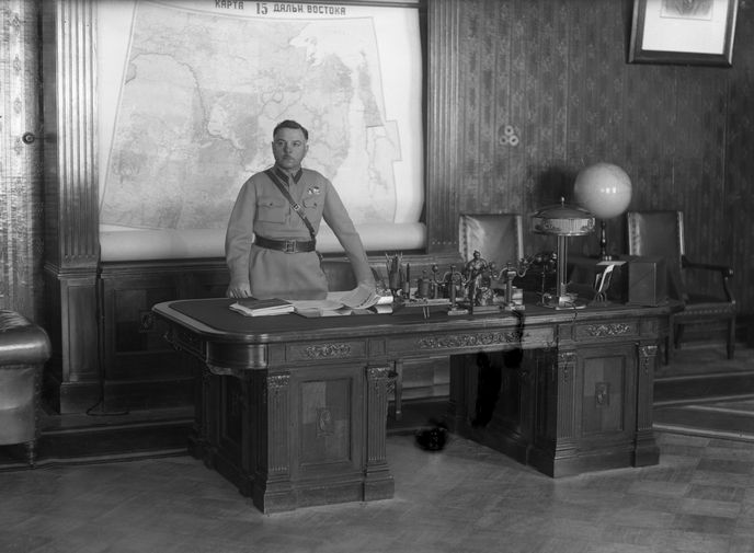 Нарком обороны СССР Климент Ворошилов, 1935 год