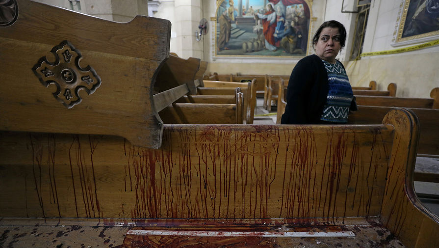 Последствия взрыва внутри церкви в&nbsp;Танте, Египет, 9&nbsp;апреля 2017&nbsp;года